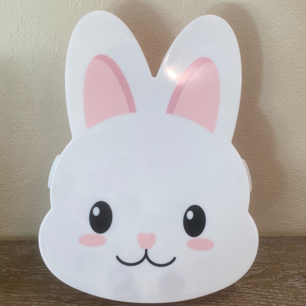 New Target Bunny Snack Box Food Storage Container
Bento Box - Picture 2 of 3